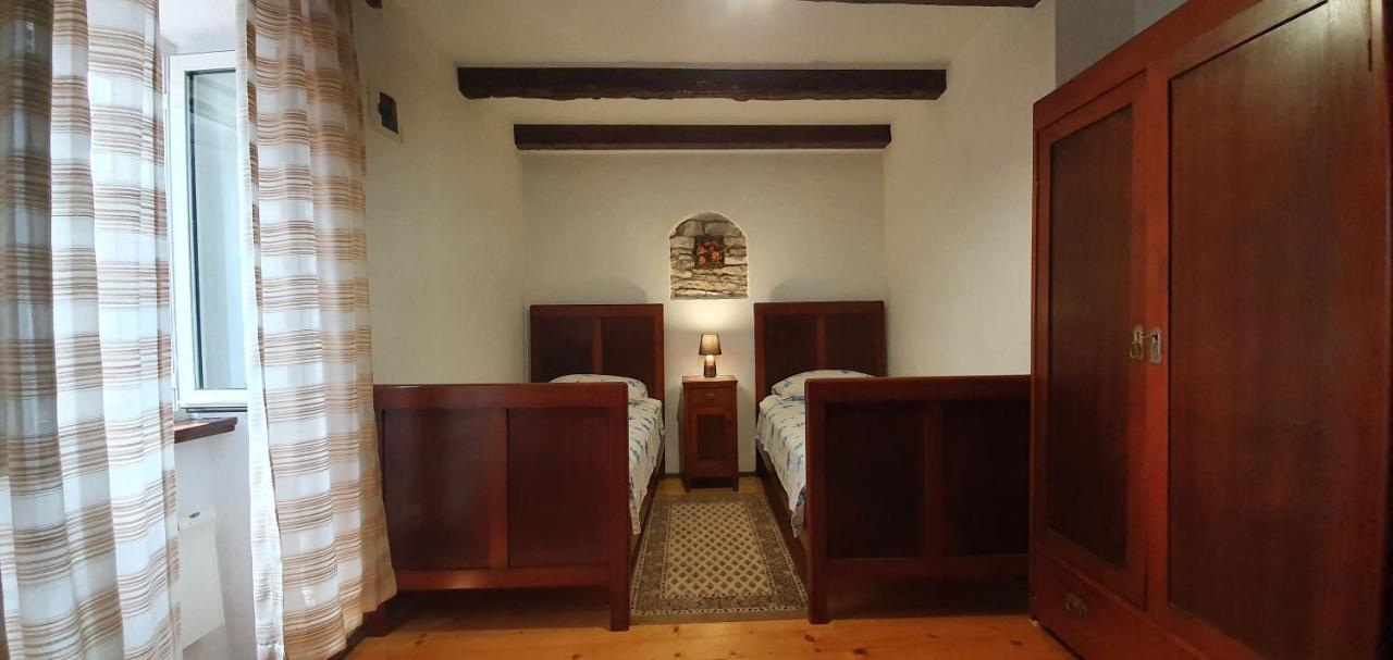 Holiday Home Ana Kanfanar Luaran gambar